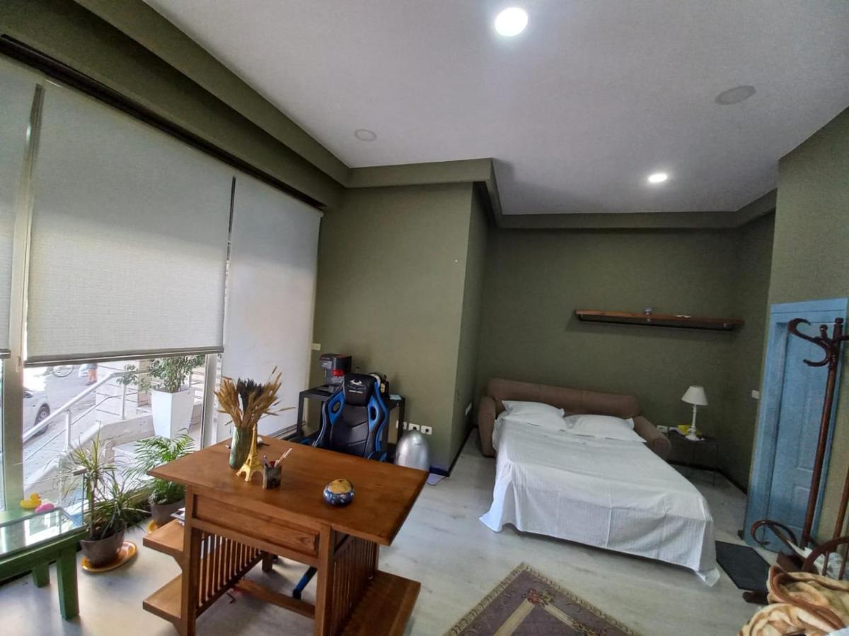 Penthouse Rooms & Aparts Тирана Екстер'єр фото