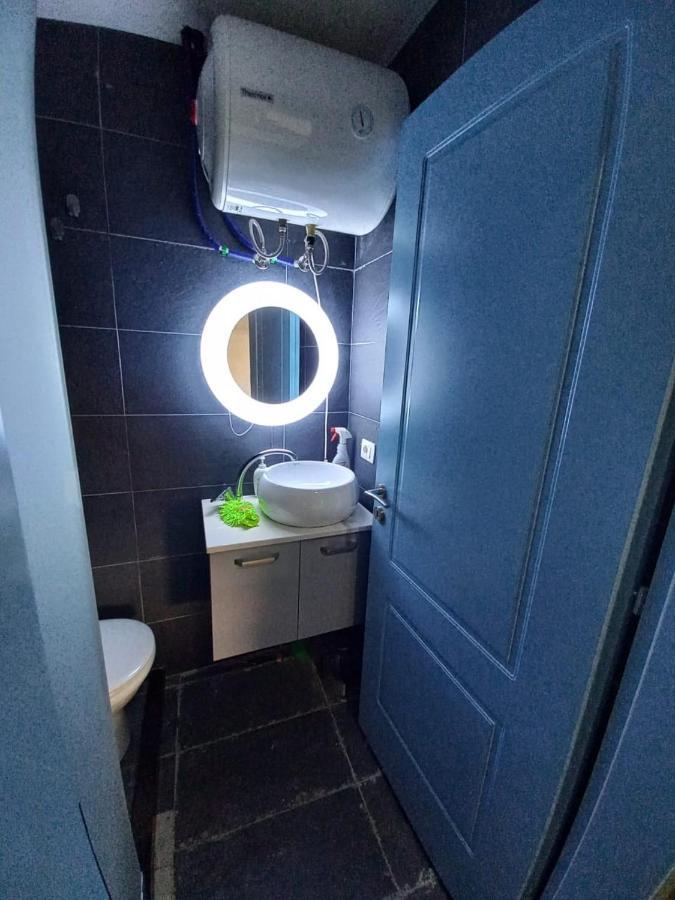 Penthouse Rooms & Aparts Тирана Екстер'єр фото