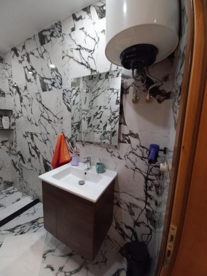 Penthouse Rooms & Aparts Тирана Екстер'єр фото